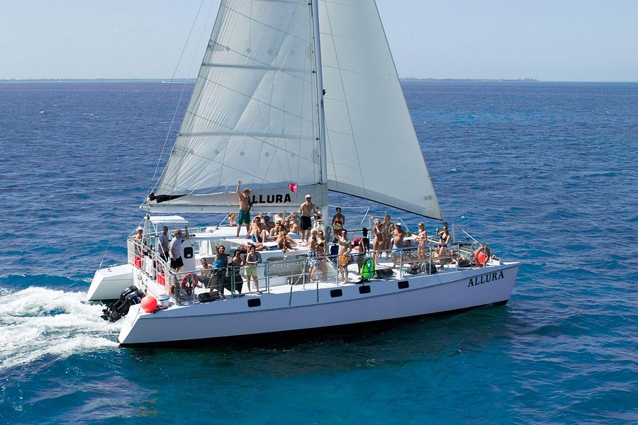 catamaran cruise grand cayman