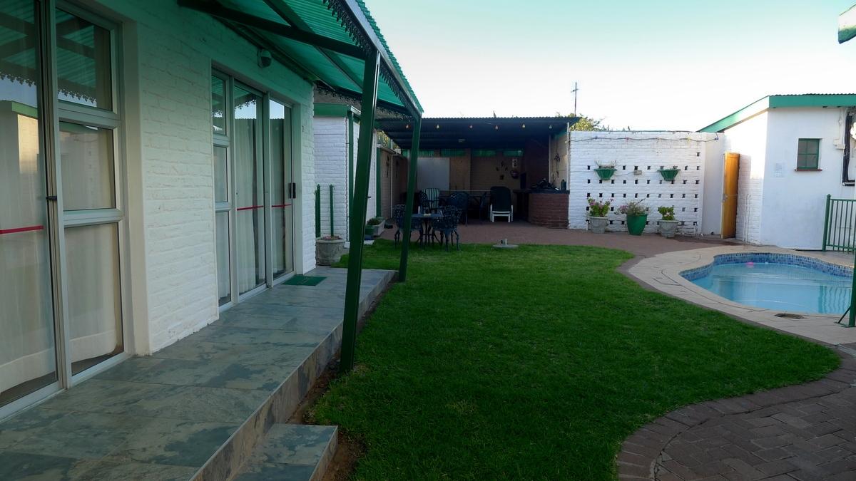 Hotel photo 21 of Colesview Guest House.