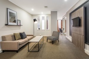 Room & Suite