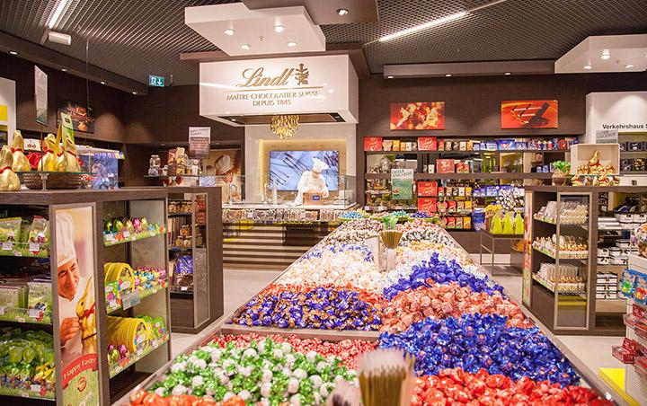 Lindt chocolate store near me