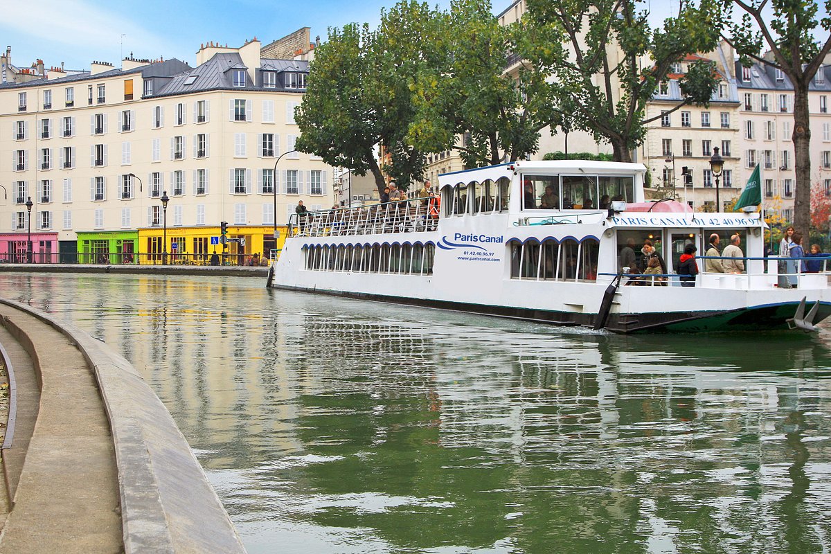 canal boat trips paris
