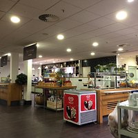 Overzicht bar en keuken
