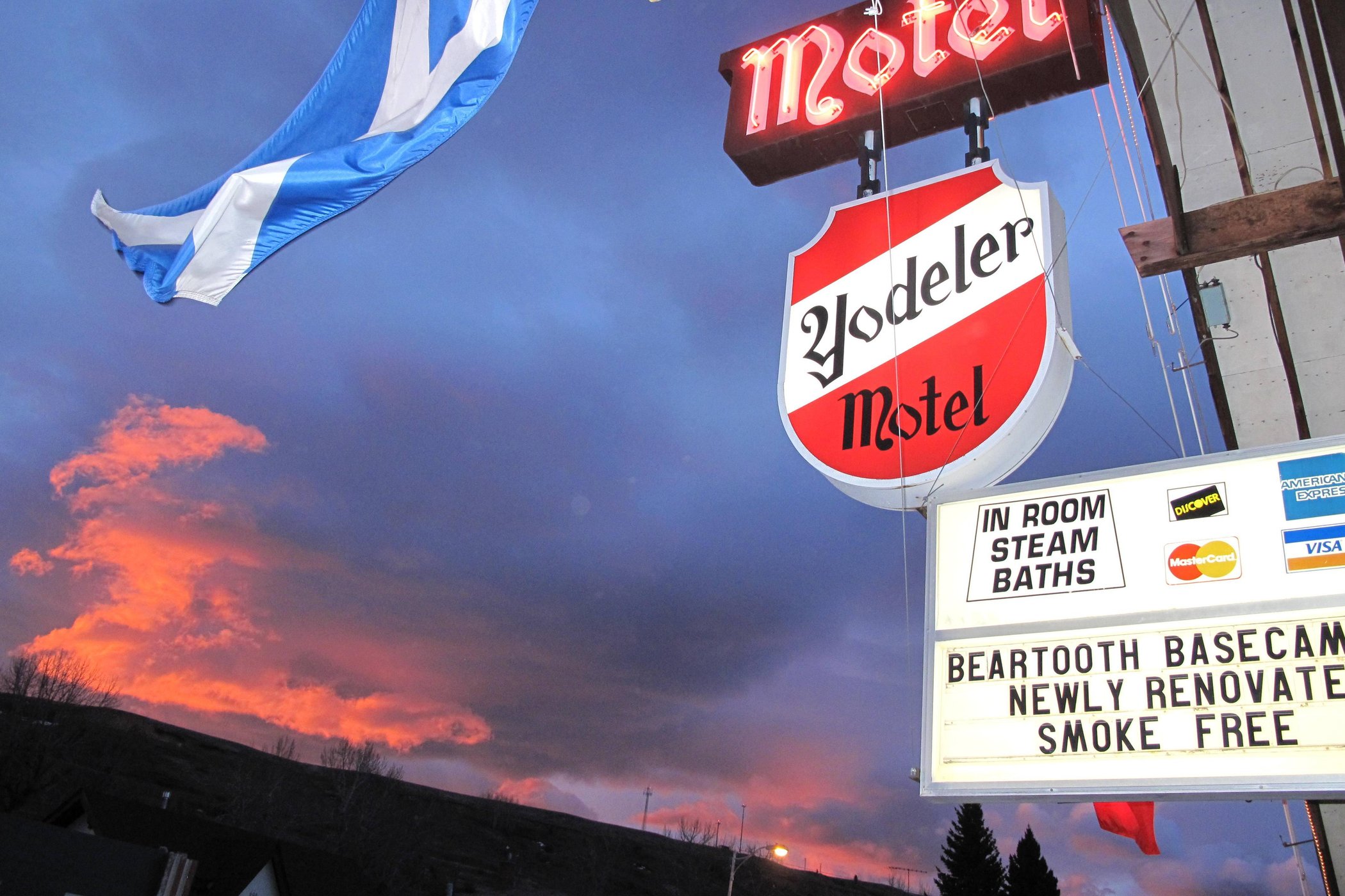 Yodeler Motel by null
