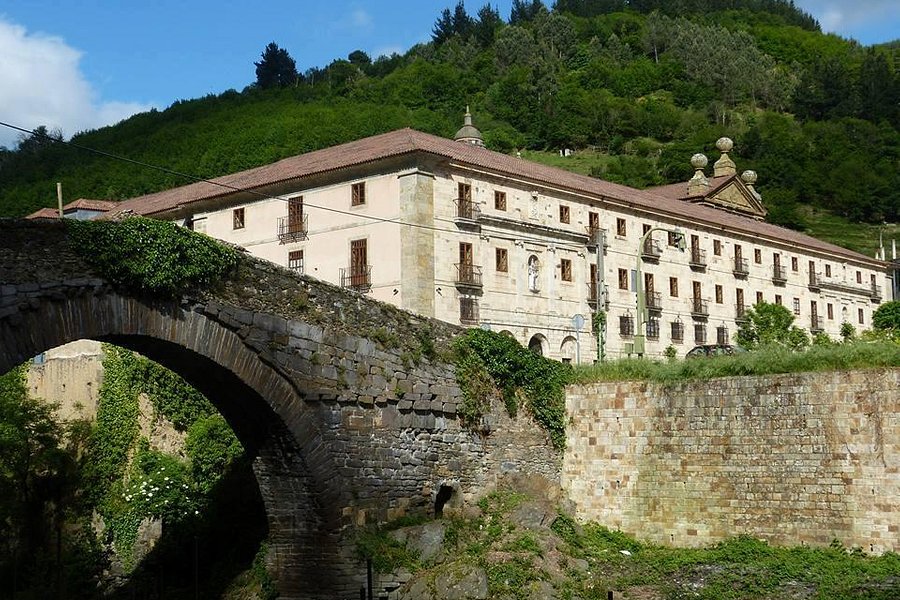 GreenDoor Asturias image
