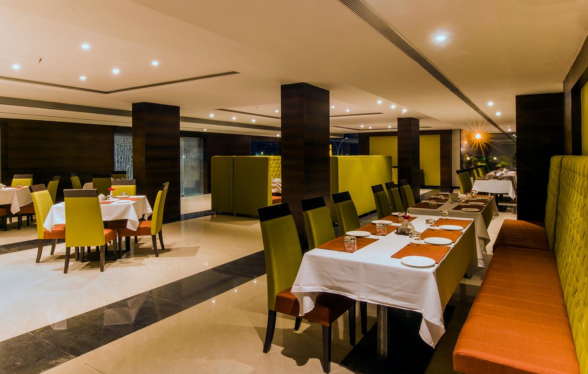 THE 10 BEST Restaurants in Ujjain (Updated March 2024)