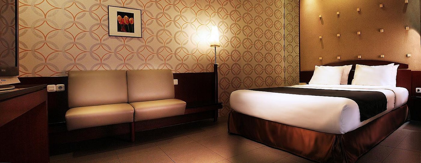 Foto Suite Room Hotel Nyland Cipaganti