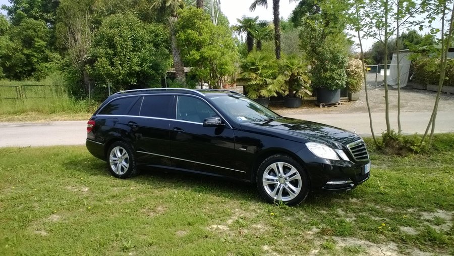 Mercedes E station