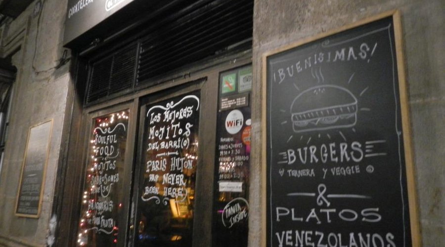 Hier gehts rein - Achtung, diese Bar hat den Suchtfaktor