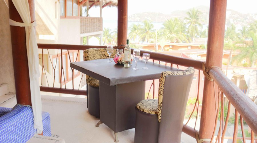 "Hotel-Villas Las Azucenas"