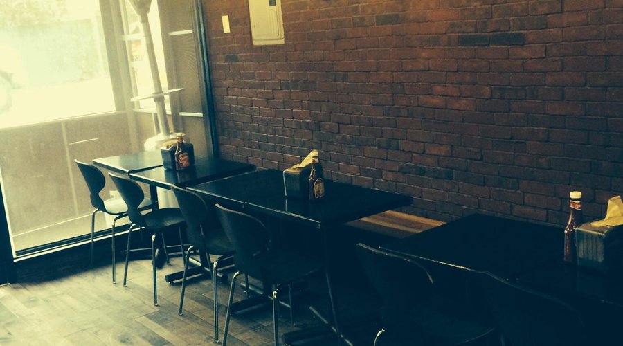 Izzy's Smokehouse - Brooklyn