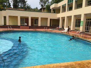 Pool & Beach