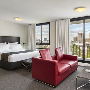 Deluxe King City View Room