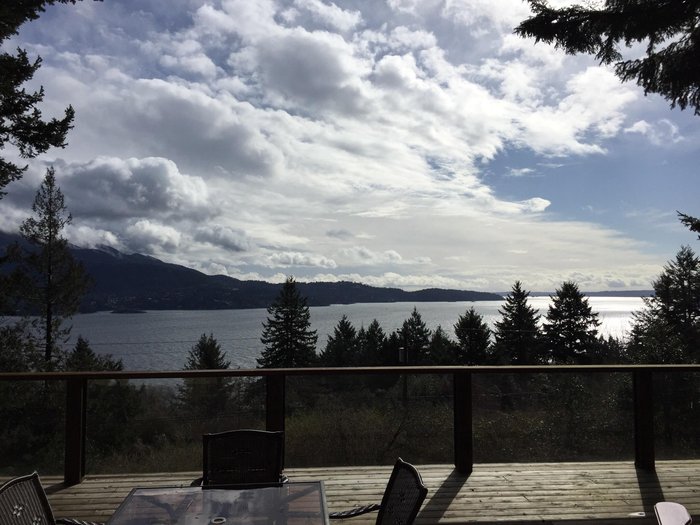 EVERGREEN HALL BED & BREAKFAST - B&B Reviews (Bowen Island, British ...