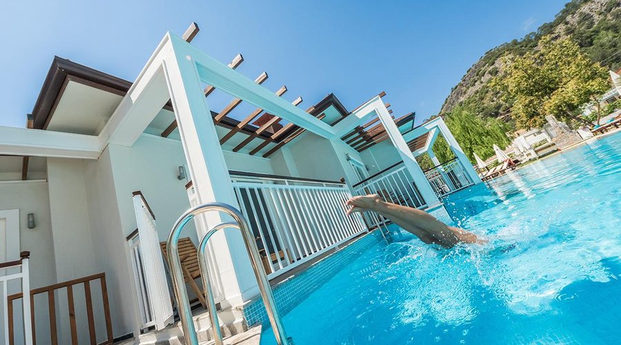 Mozaik Hotel Swim Up Rooms
