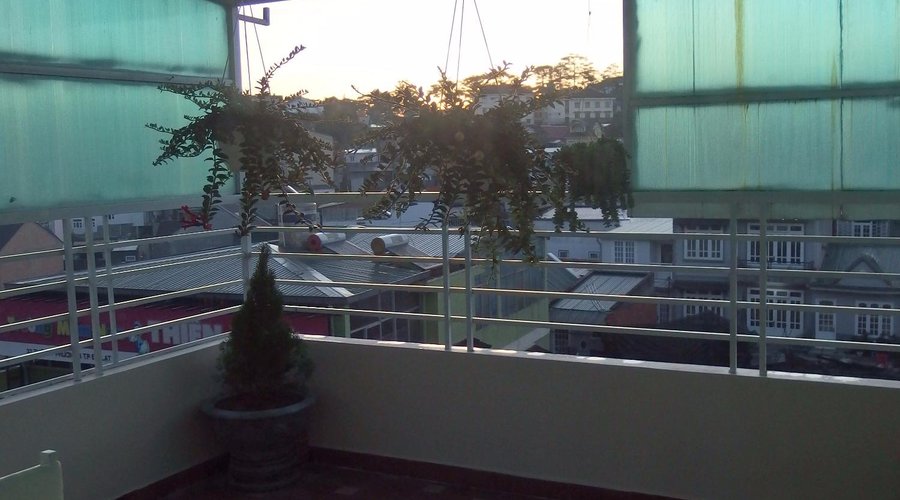 Peaceful balcony/patio.