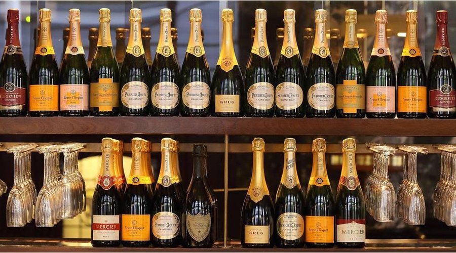 Lots of champagne on offer!