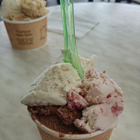 3 Scoop Cup