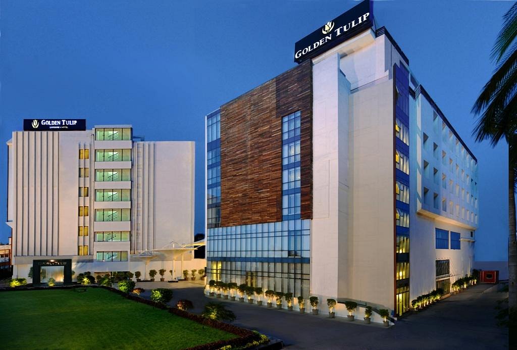 Golden Tulip Lucknow, hotel in Lucknow
