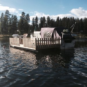 En av Sveriges mest annorlunda Camping. Besök hemsidan för att ta del av Bla Nostalgi Lanthandel