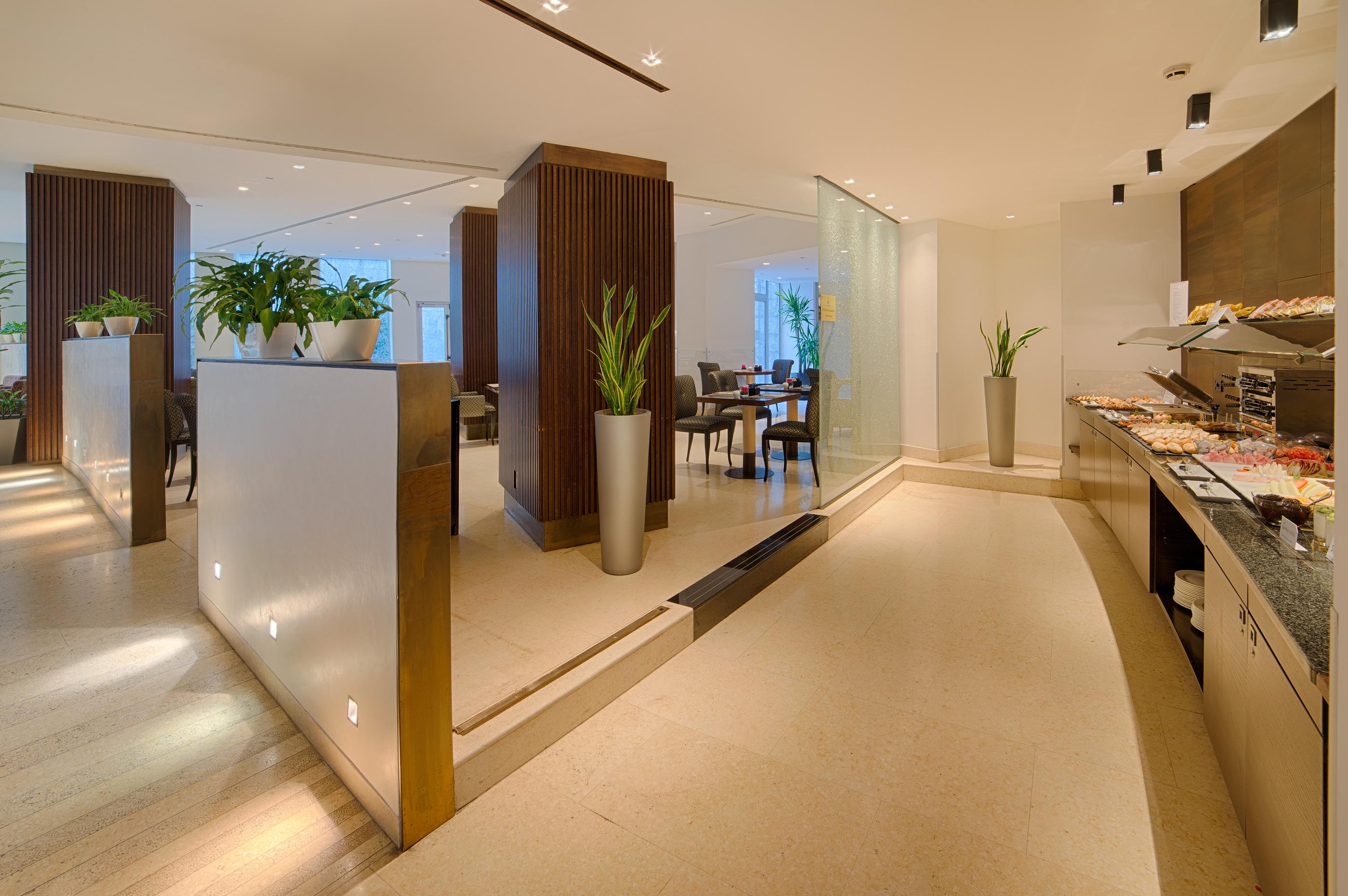 Hotel photo 20 of NH Bergamo.