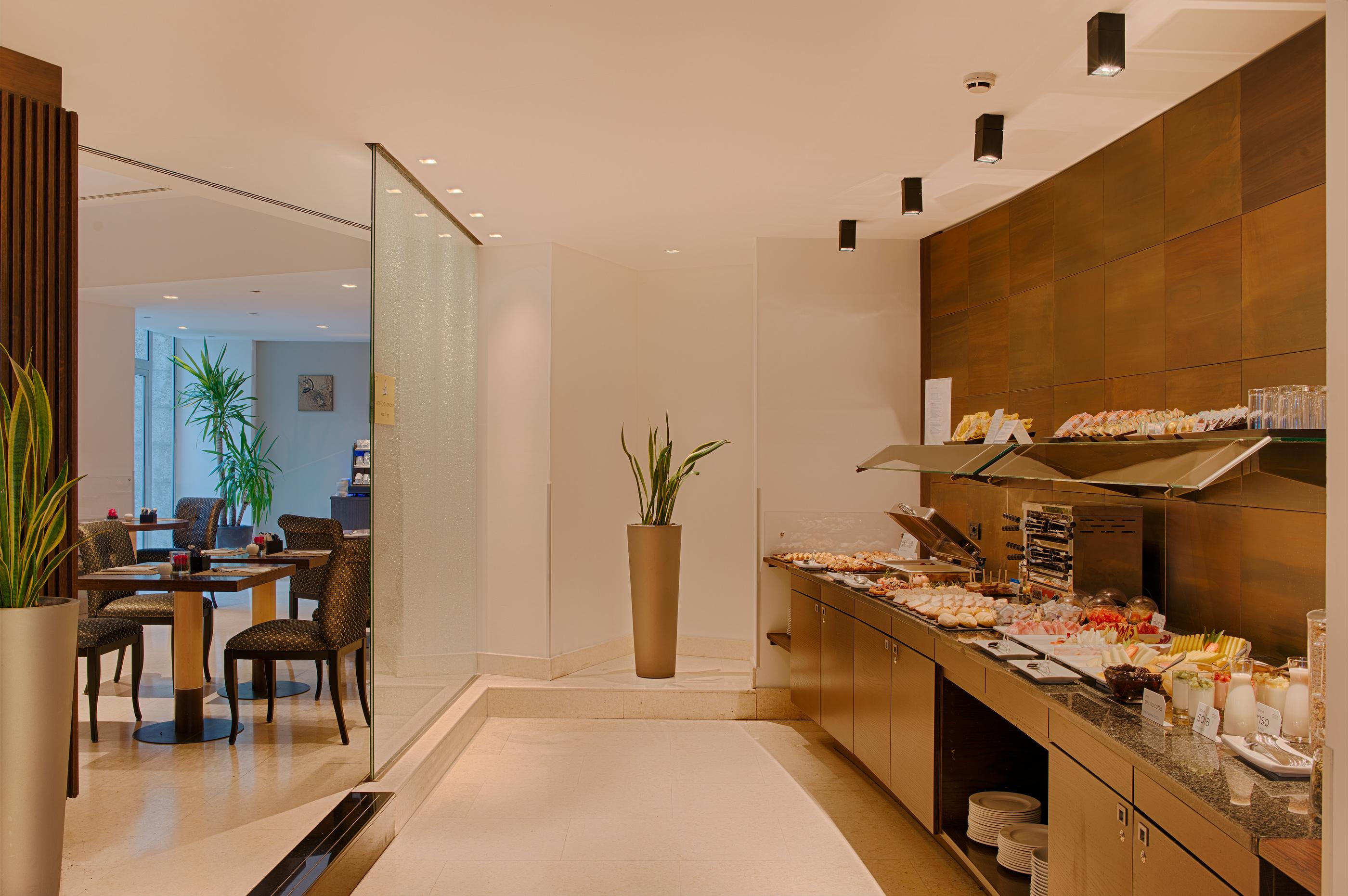 Hotel photo 30 of NH Bergamo.