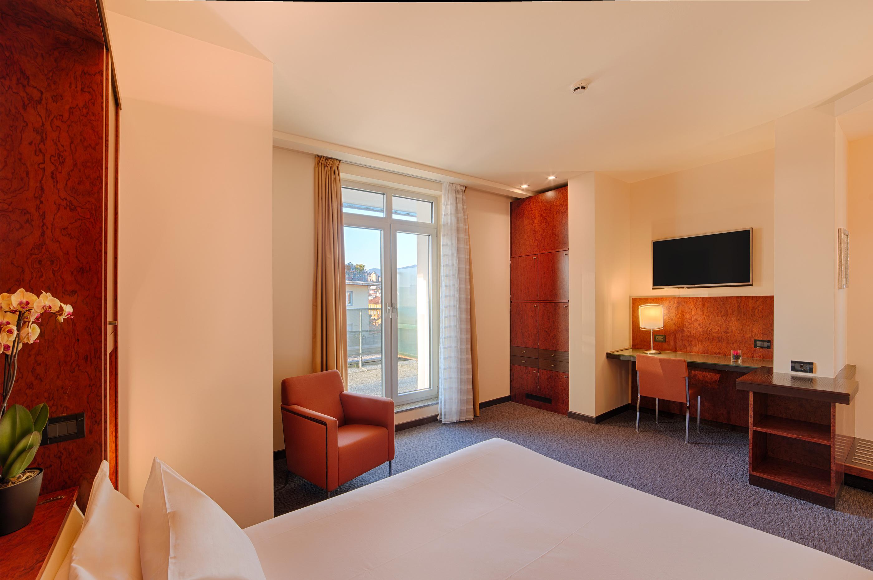 Hotel photo 1 of NH Bergamo.