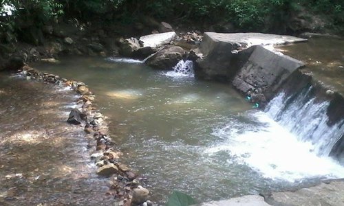 El agua es heladisima pero es perfecta para tomar fotografías como un recuerdo