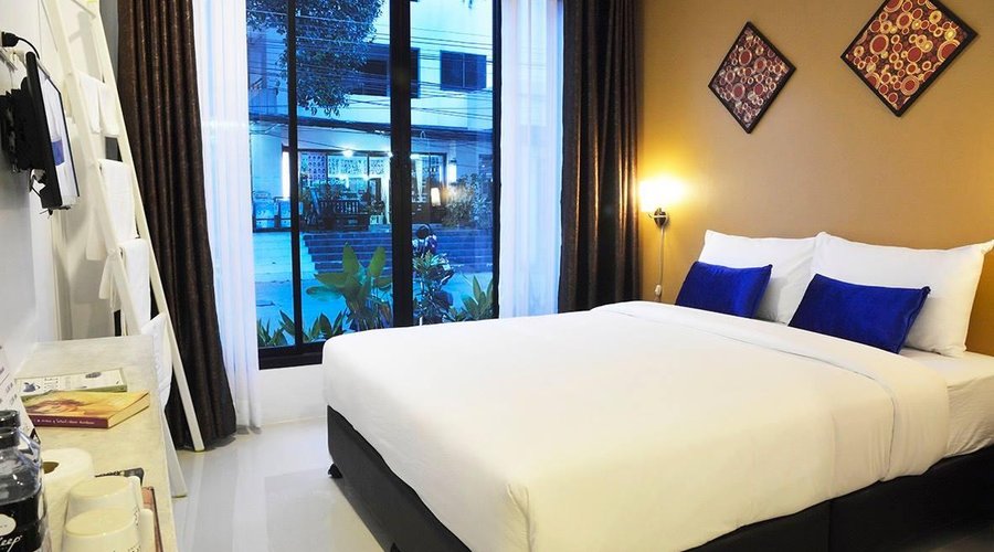 Standard room double bed