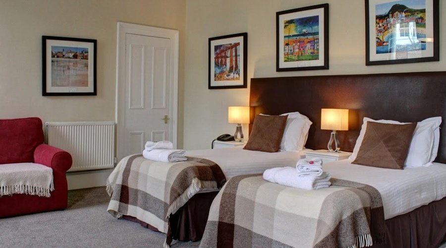Twin bedded room