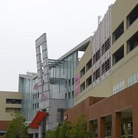 イオンモール香椎浜建物