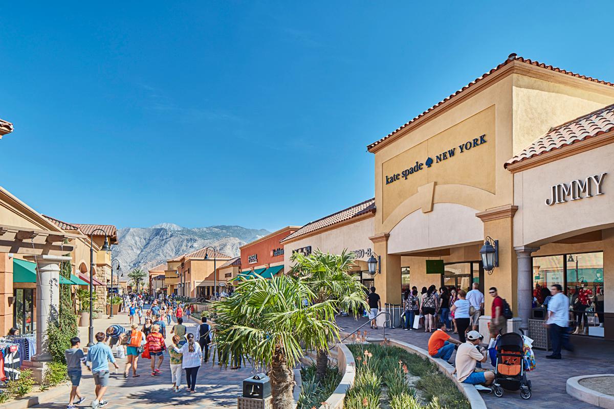 Desert Hills Premium Outlets Cabazon Lohnt es sich