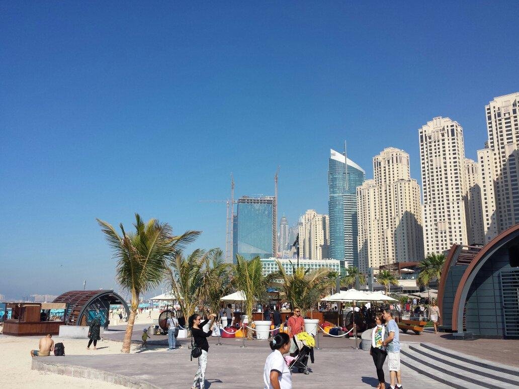 Веб камера дубай в реальном времени. Jumeirah Beach Residence Дубай. Пляж JBR В Дубае. Набережная JBR Дубай.