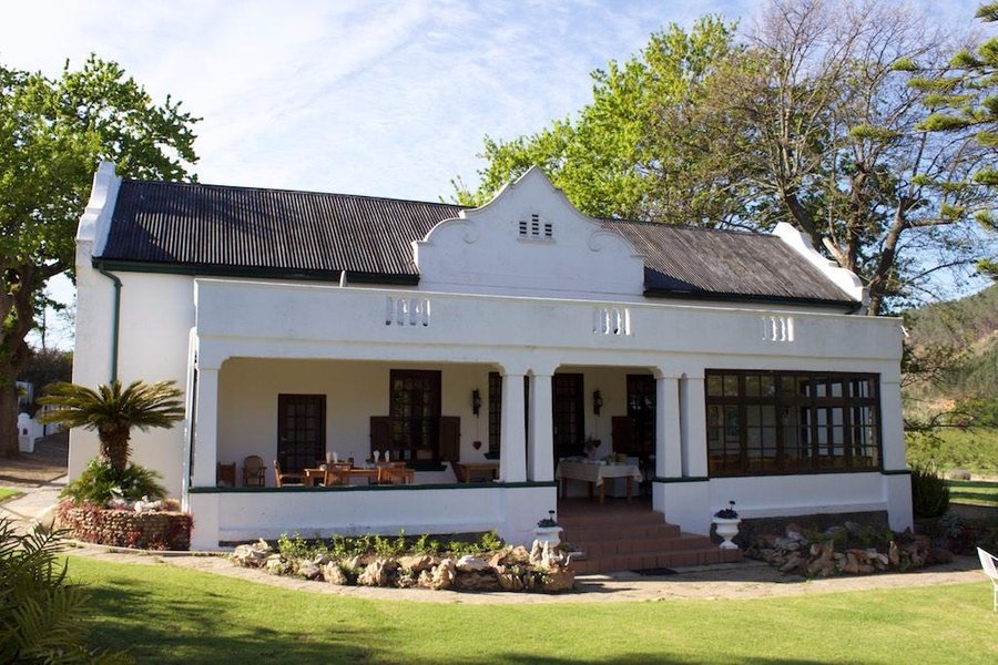 LA PROVENCE VINEYARD COTTAGES - Cottage Reviews (Franschhoek, South ...