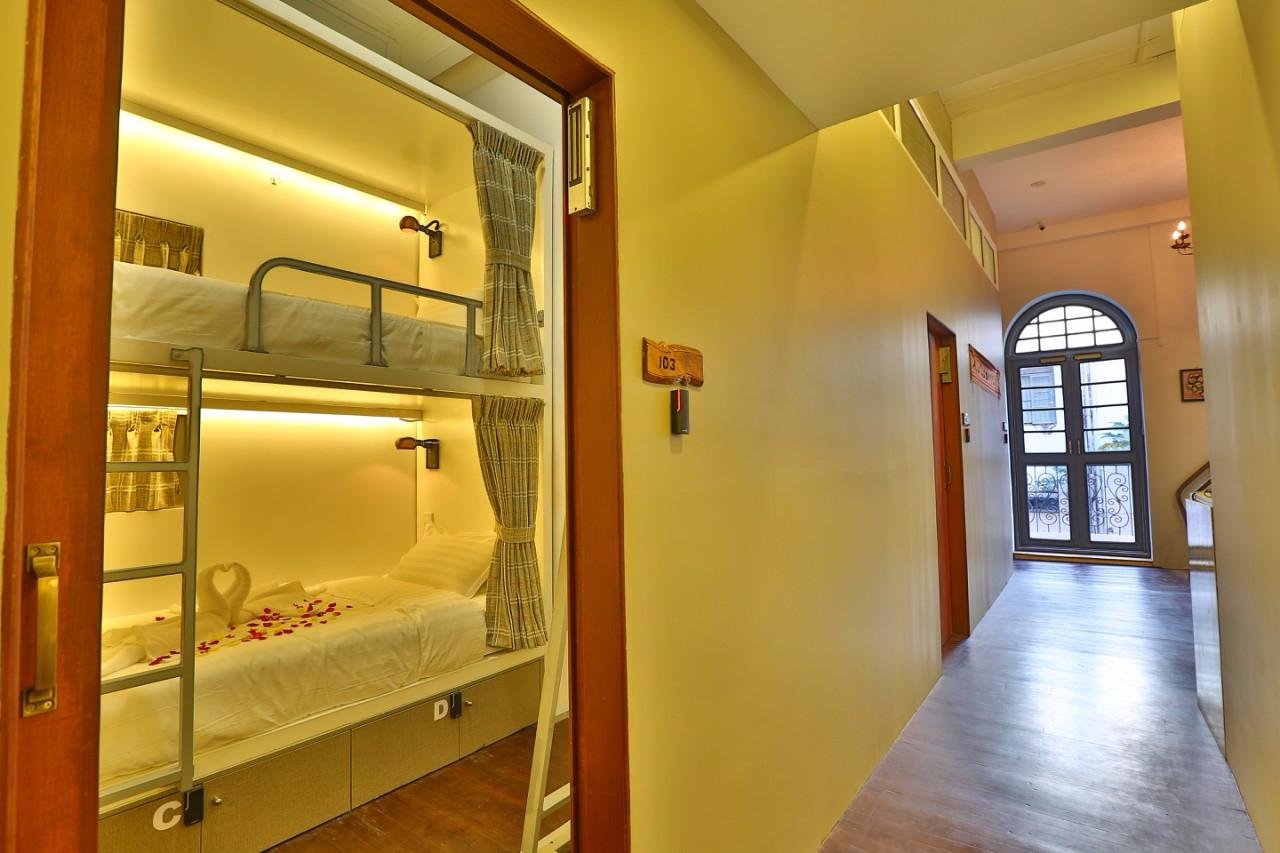 Scott Hostel by null