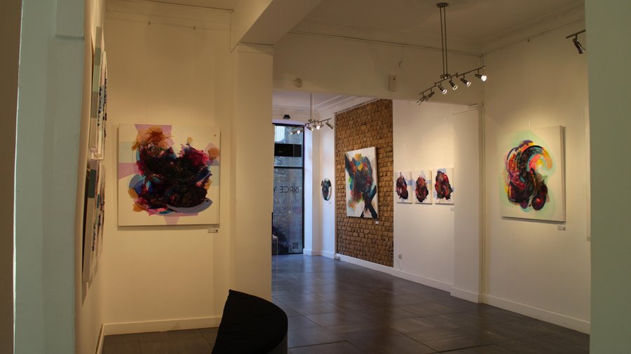 Gama Gallery, inside