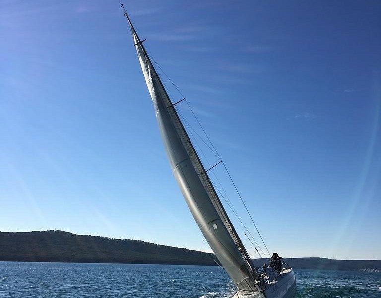 sailboat trip split