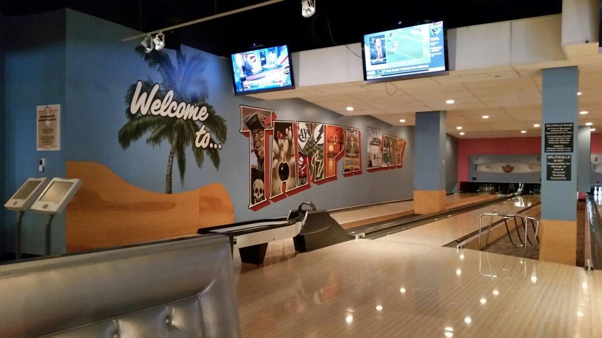 Splitsville - Luxury Lanes & Dinner Lounge in Tampa, Florida - Kid