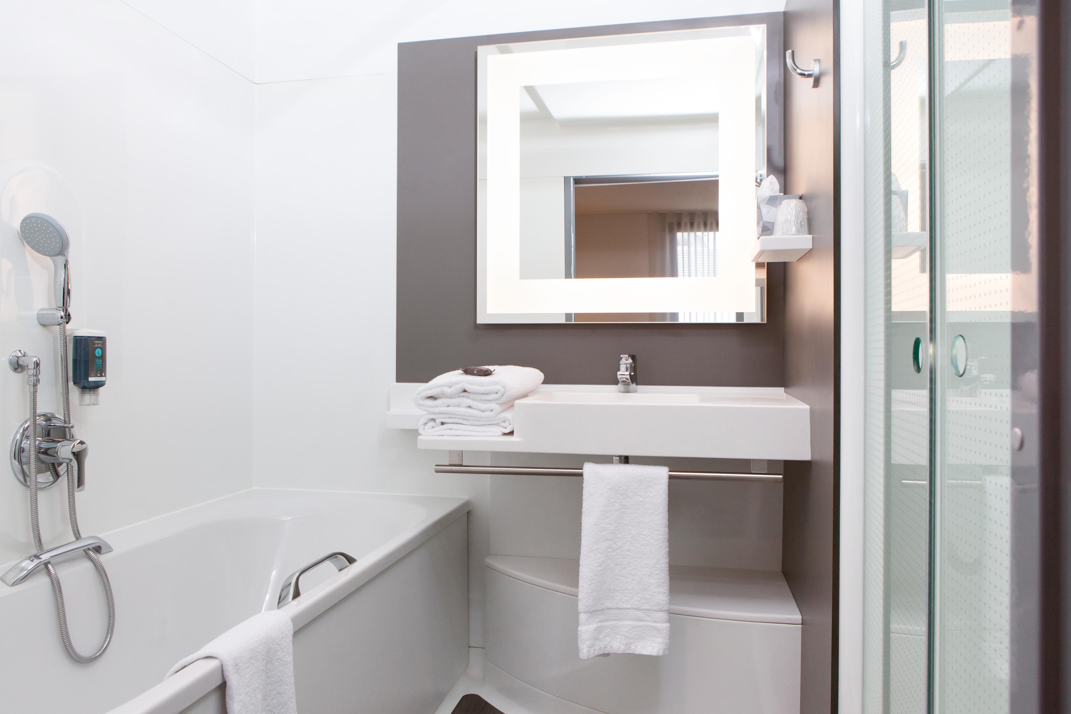 Hotel photo 10 of Novotel Suites Lille Europe hotel.