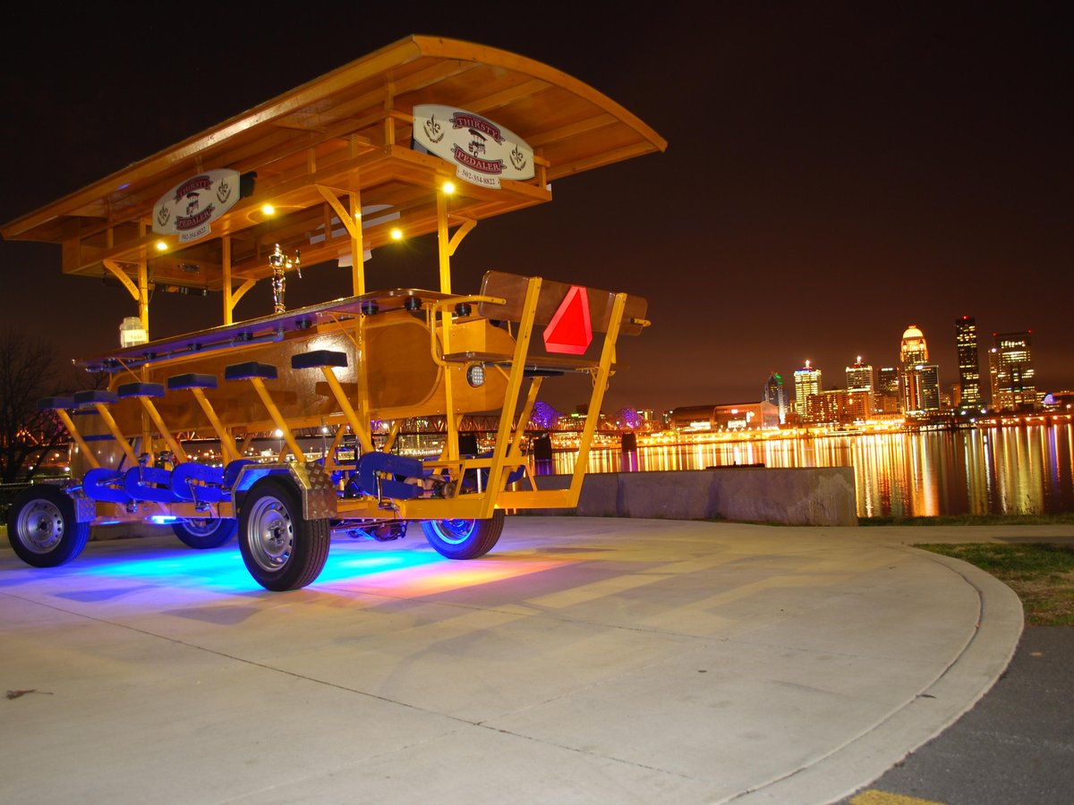 Pedal Pub Louisville - Alles wat u moet weten VOORDAT je gaat (met foto ...