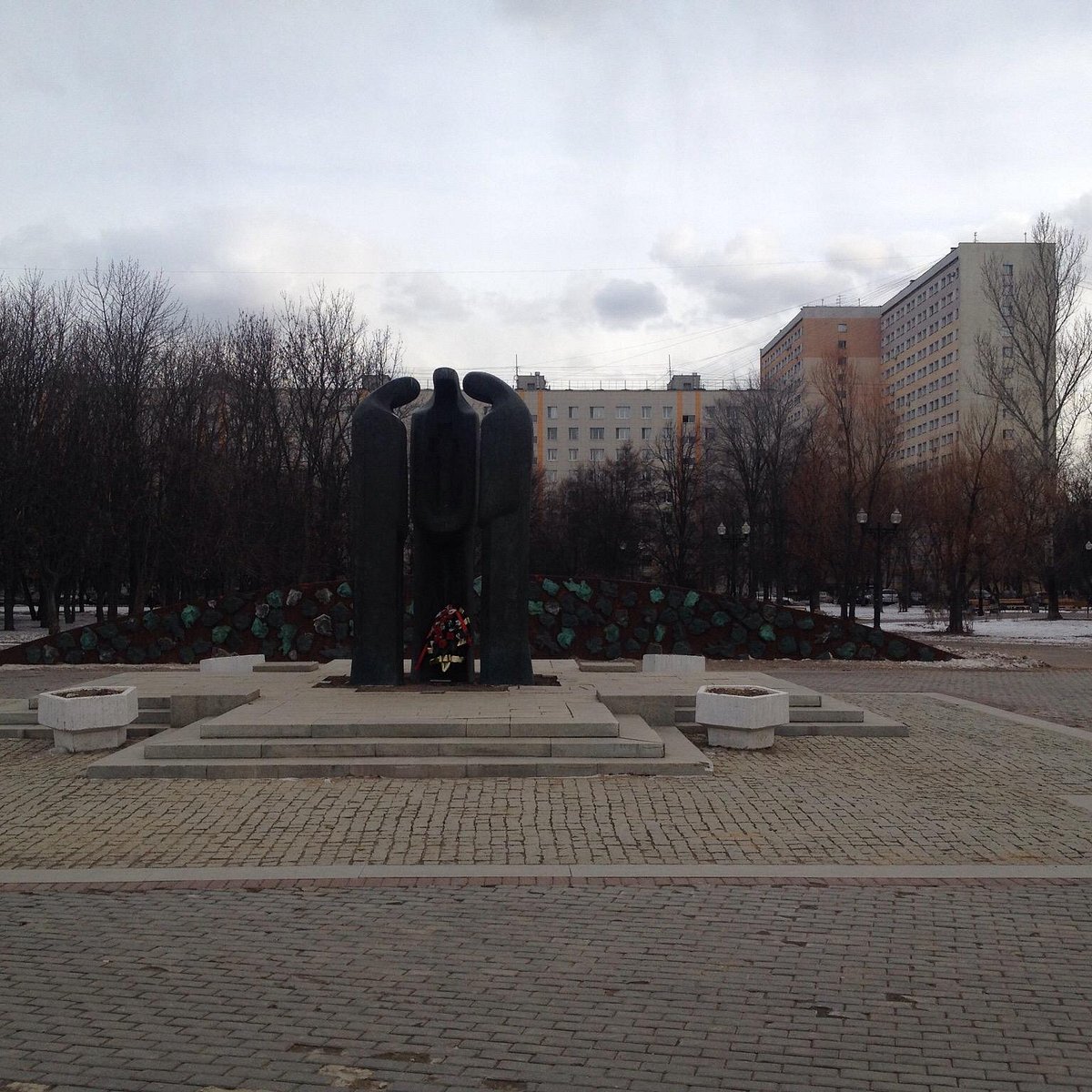 Памятник воинам-москвичам, погибшим в Афганистане 1979-1989 гг., Москва:  лучшие советы перед посещением - Tripadvisor