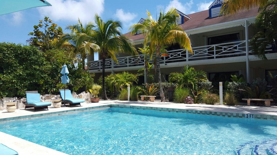 CARIBBEAN PARADISE INN - Prices & Hotel Reviews (Turks and Caicos ...