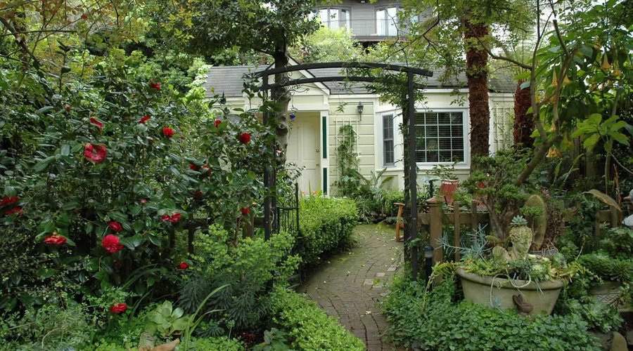 Carriage House