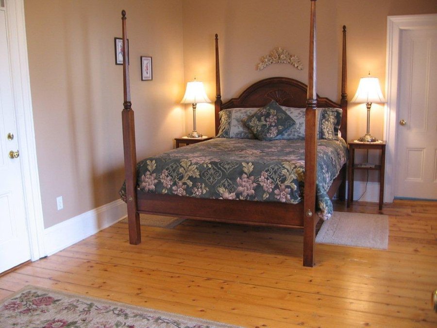 Louisbourg Heritage House Bed Breakfast Nova Scotia Canada