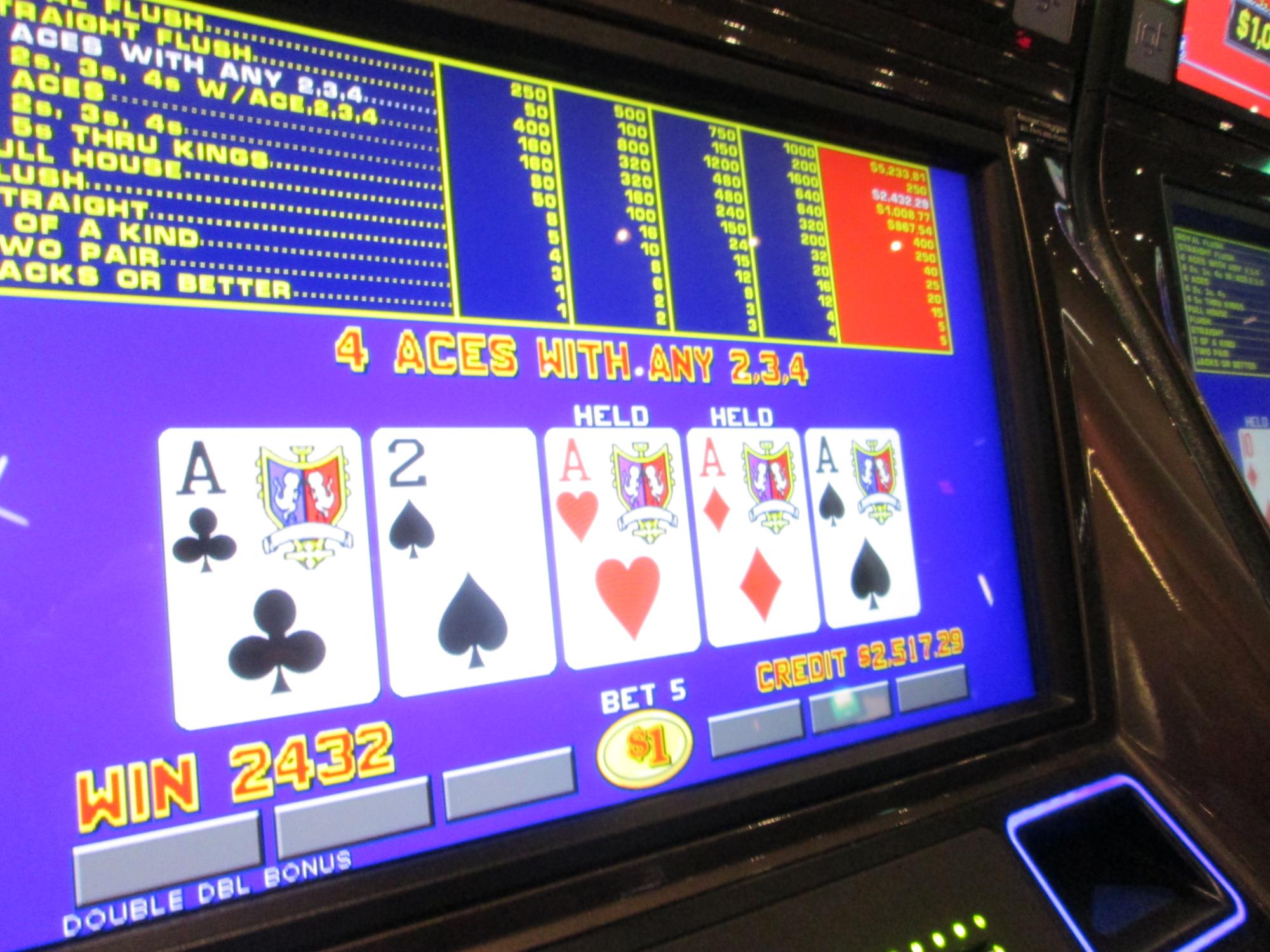 Hotel photo 8 of Harrah's Cherokee Valley River Casino & Hotel.