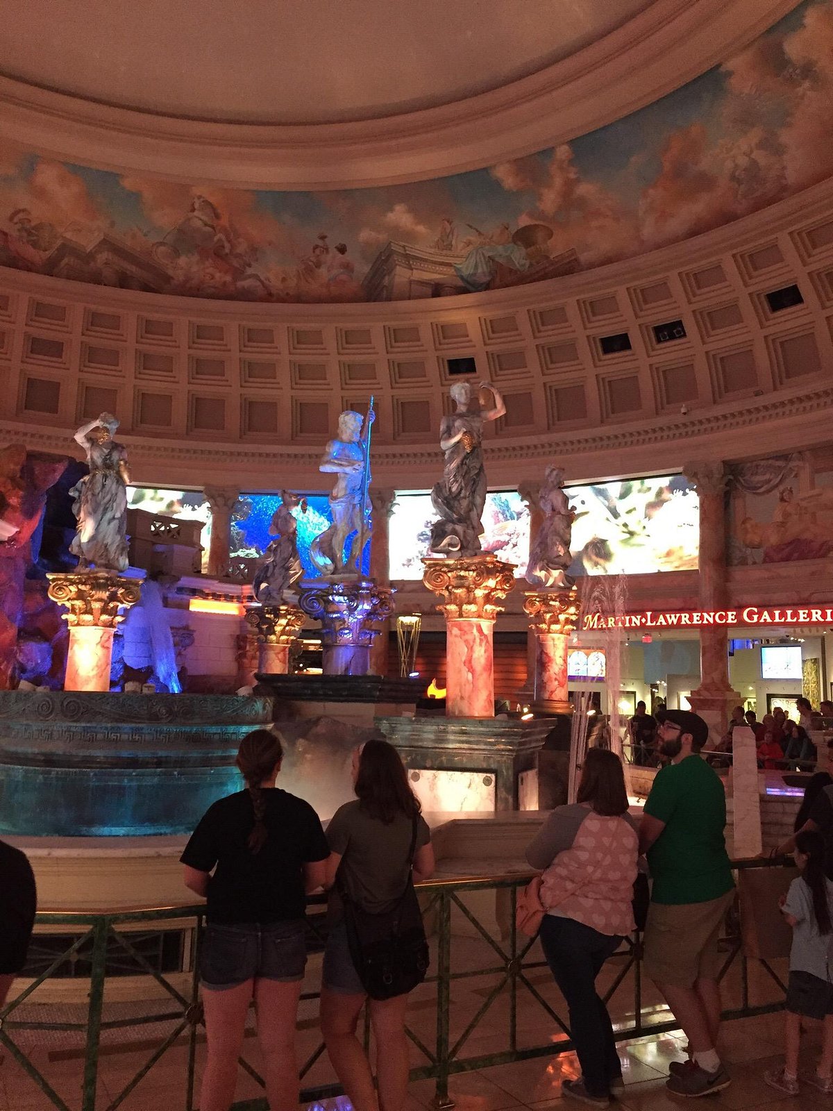 Walking The Forum Shops at Caesars Palace - Living Las Vegas