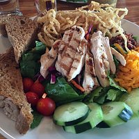 Brewhouse chicken salad