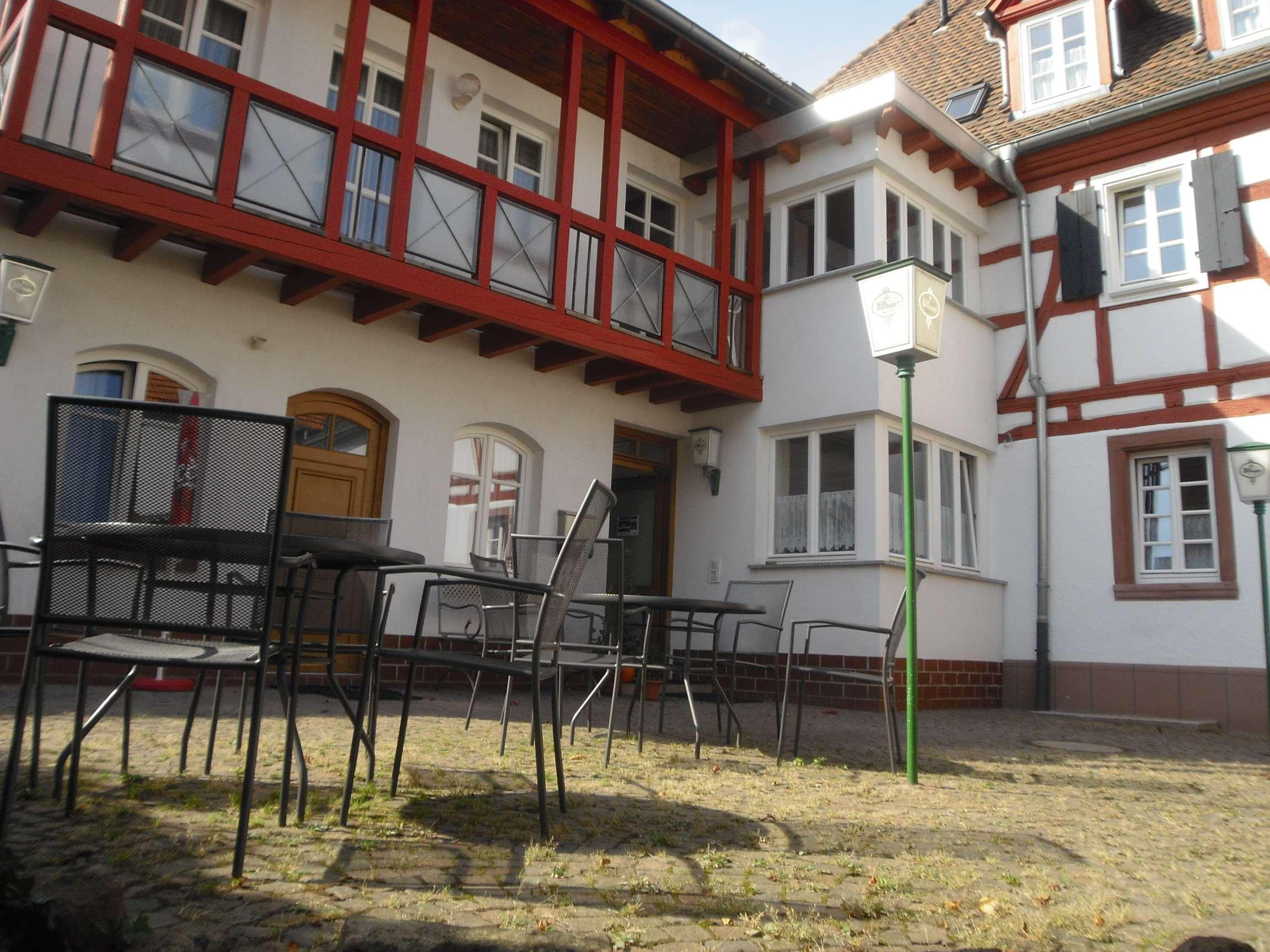 GÄSTEHAUS SEITHER ZUR TRAUBE (Herxheim, Duitsland) - Foto's, Reviews En ...