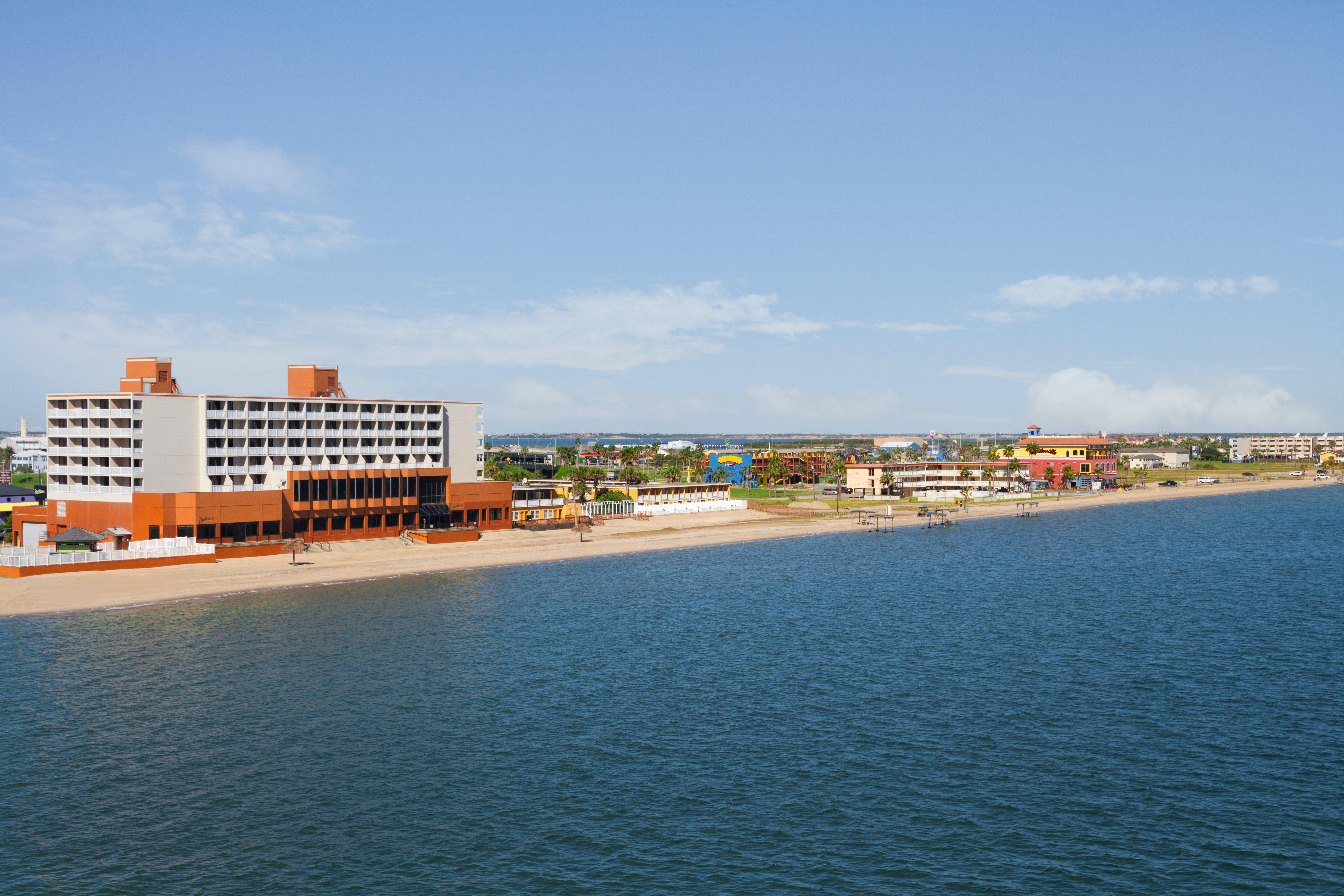 Hotel photo 11 of DoubleTree by Hilton Corpus Christi Beachfront.