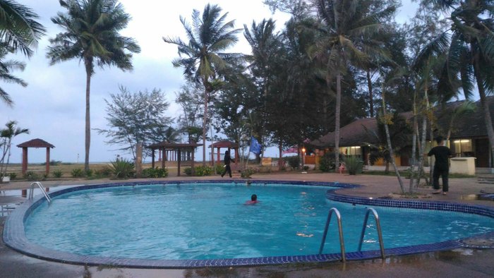 MERCU BEACH RESORT: See 5 Reviews and 7 Photos (Kuantan) - Tripadvisor