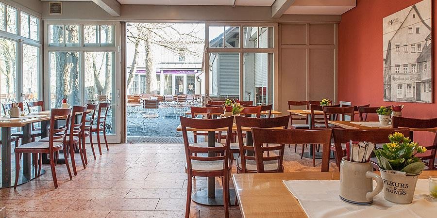 Restaurant 2